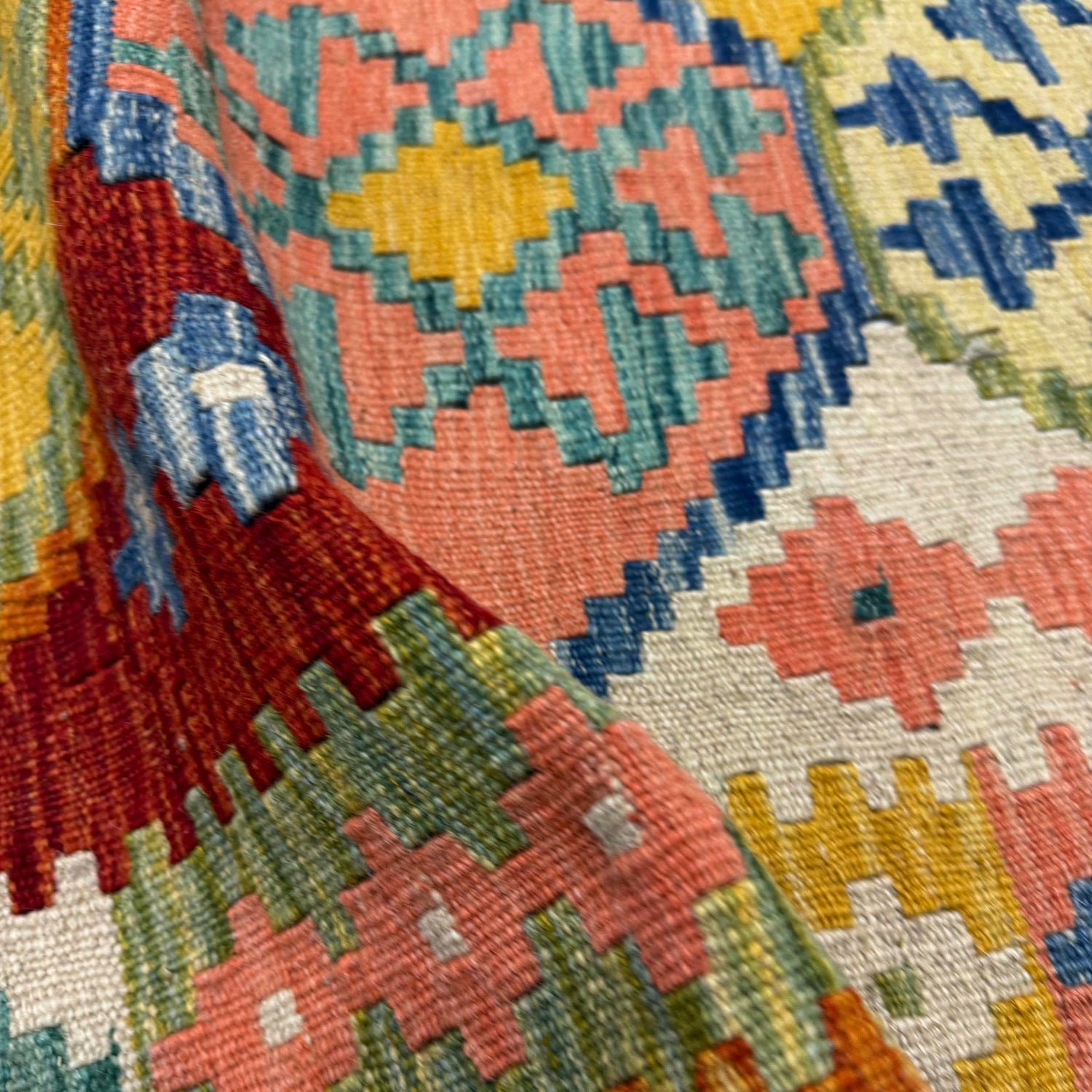 Handmade Vegetable Kilim 4' 1" x 5' 10" (ft) - No. Y39670