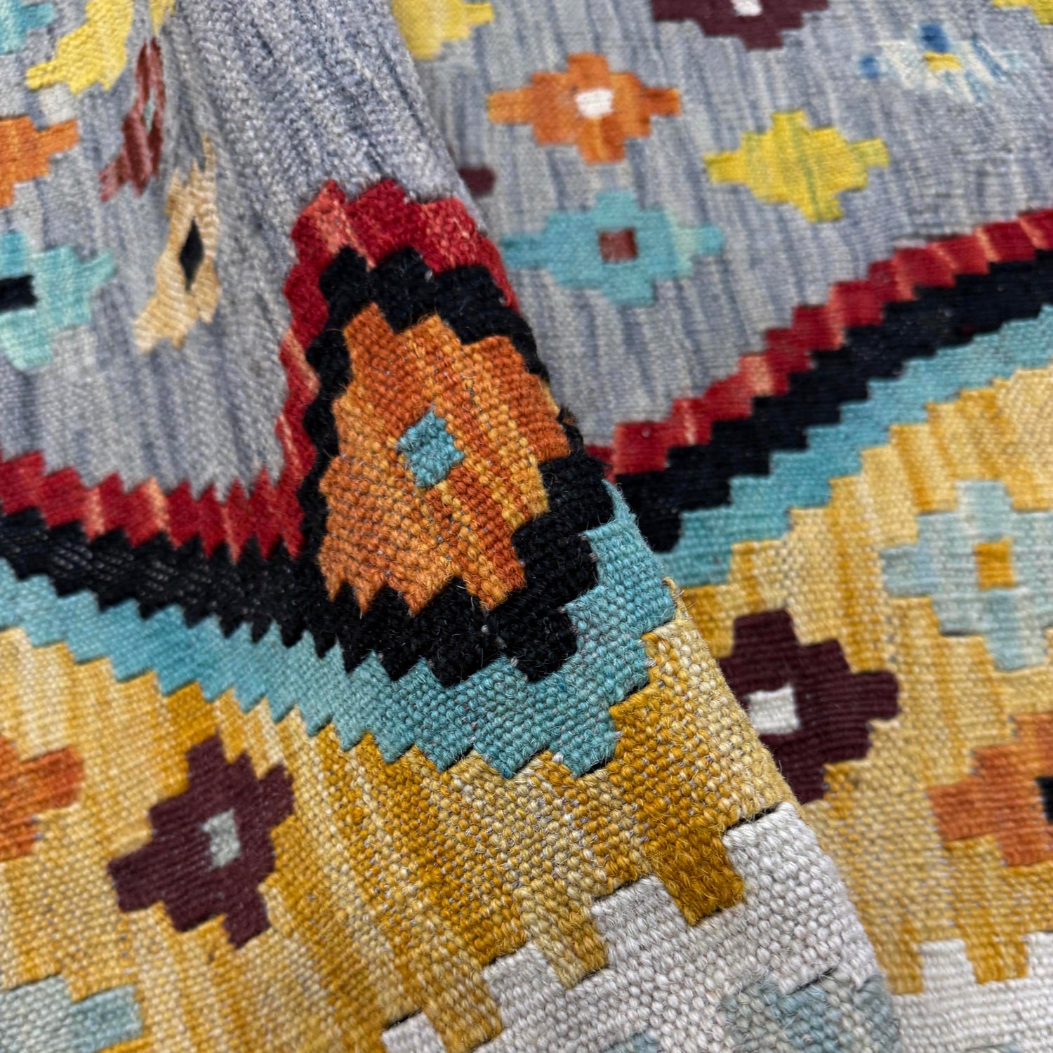 Handmade Vegetable Kelim 3' 5" x 4' 9" (ft) - No. Y39674