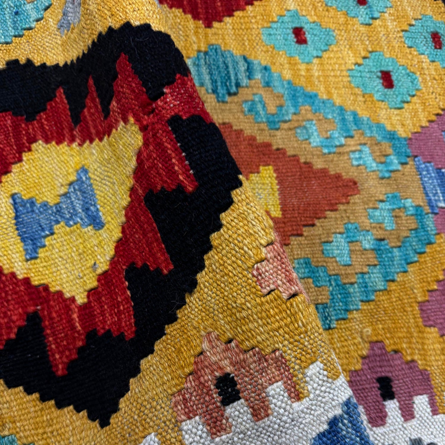 Handmade Vegetable Kelim 3' 7" x 5' 0" (ft) - No. Y39676