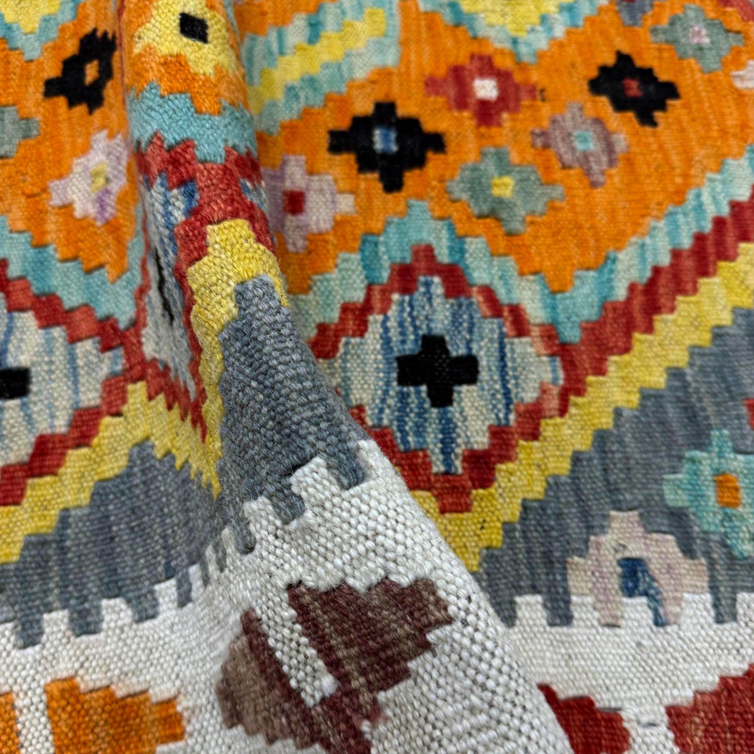 Handmade Vegetable Kilim 3' 7" x 4' 9" (ft) - No. Y39677