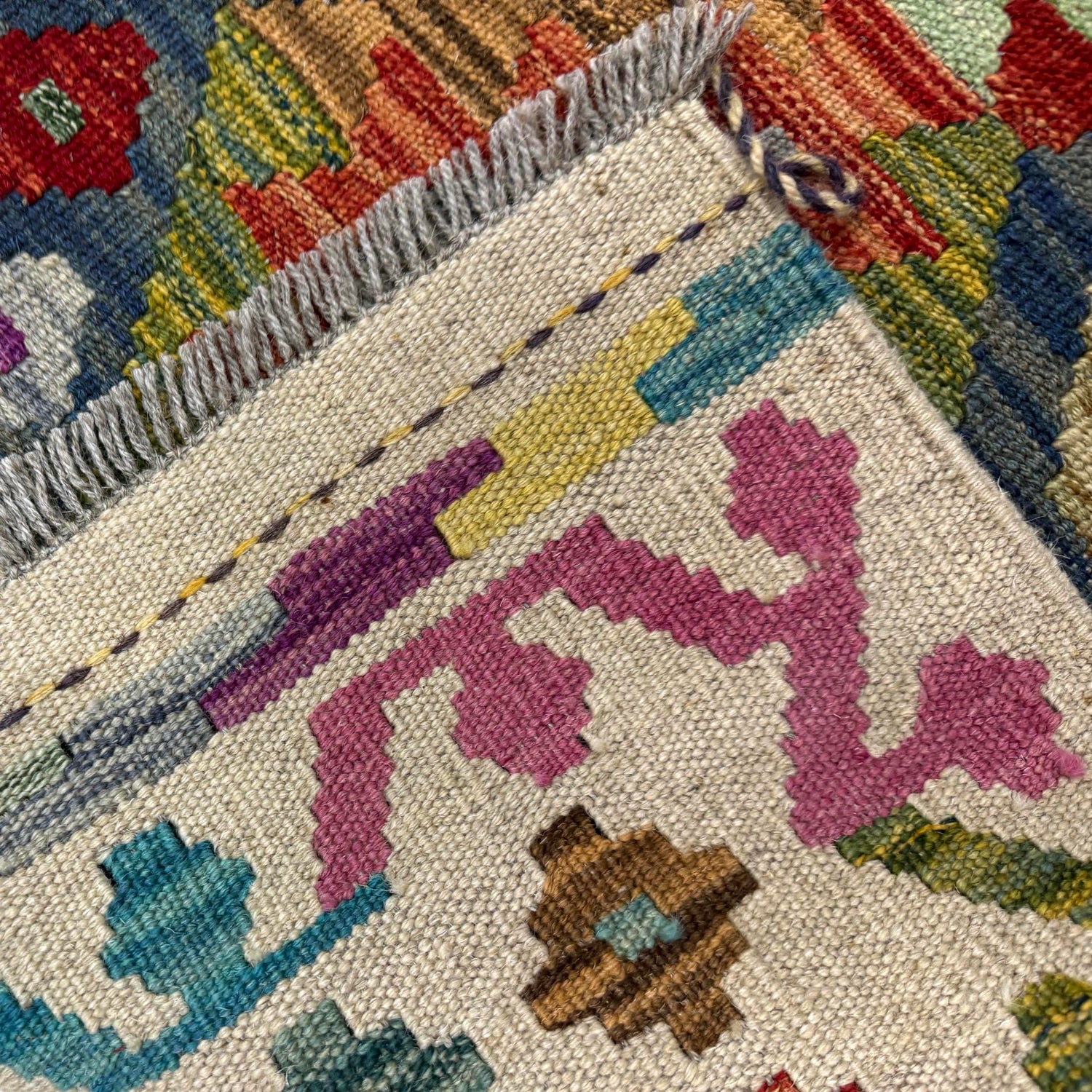 Handmade Vegetable Kilim 3' 5" x 4' 10" (ft) - No. Y39679