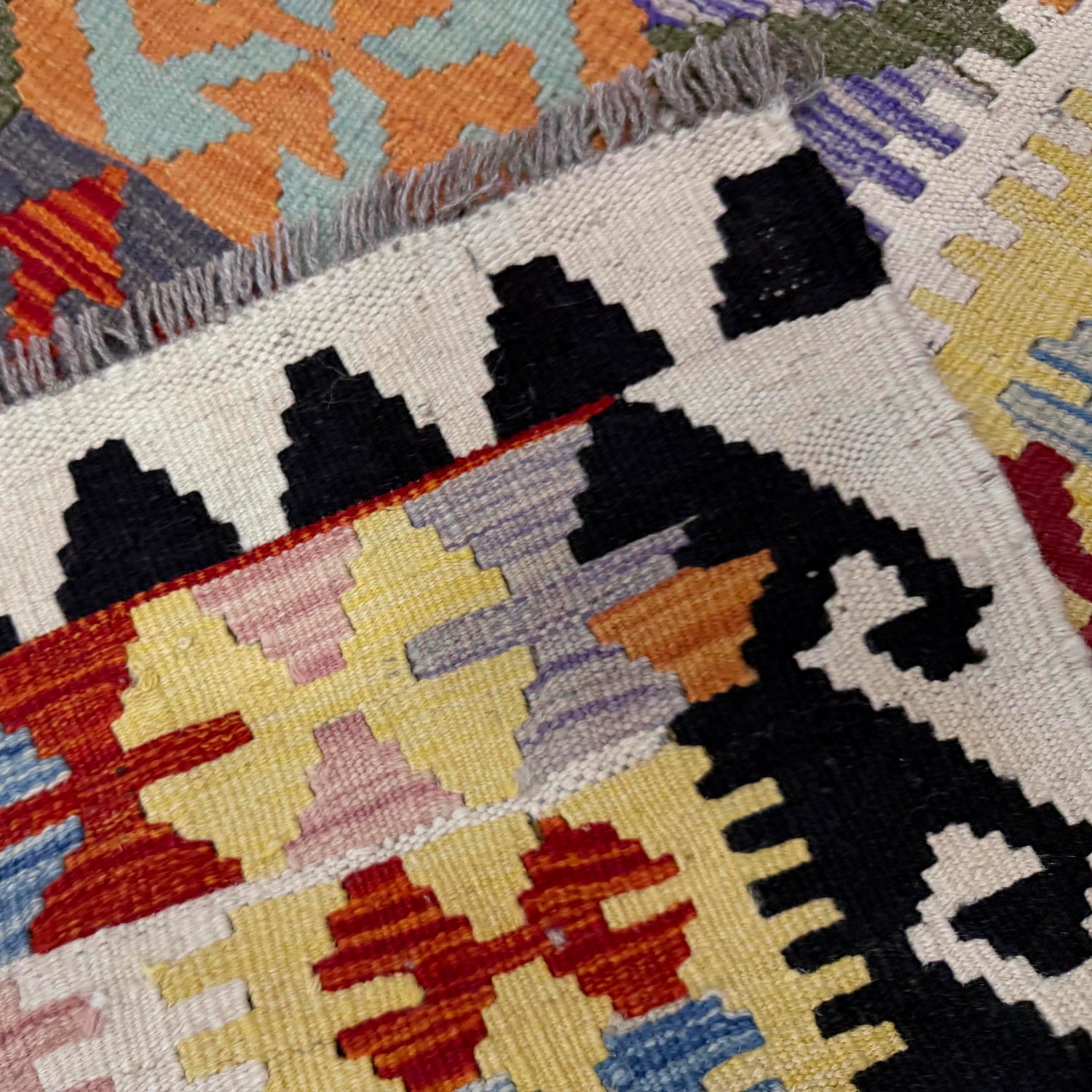 Handmade Vegetable Kilim 3' 6" x 4' 10" (ft) - No. Y39941