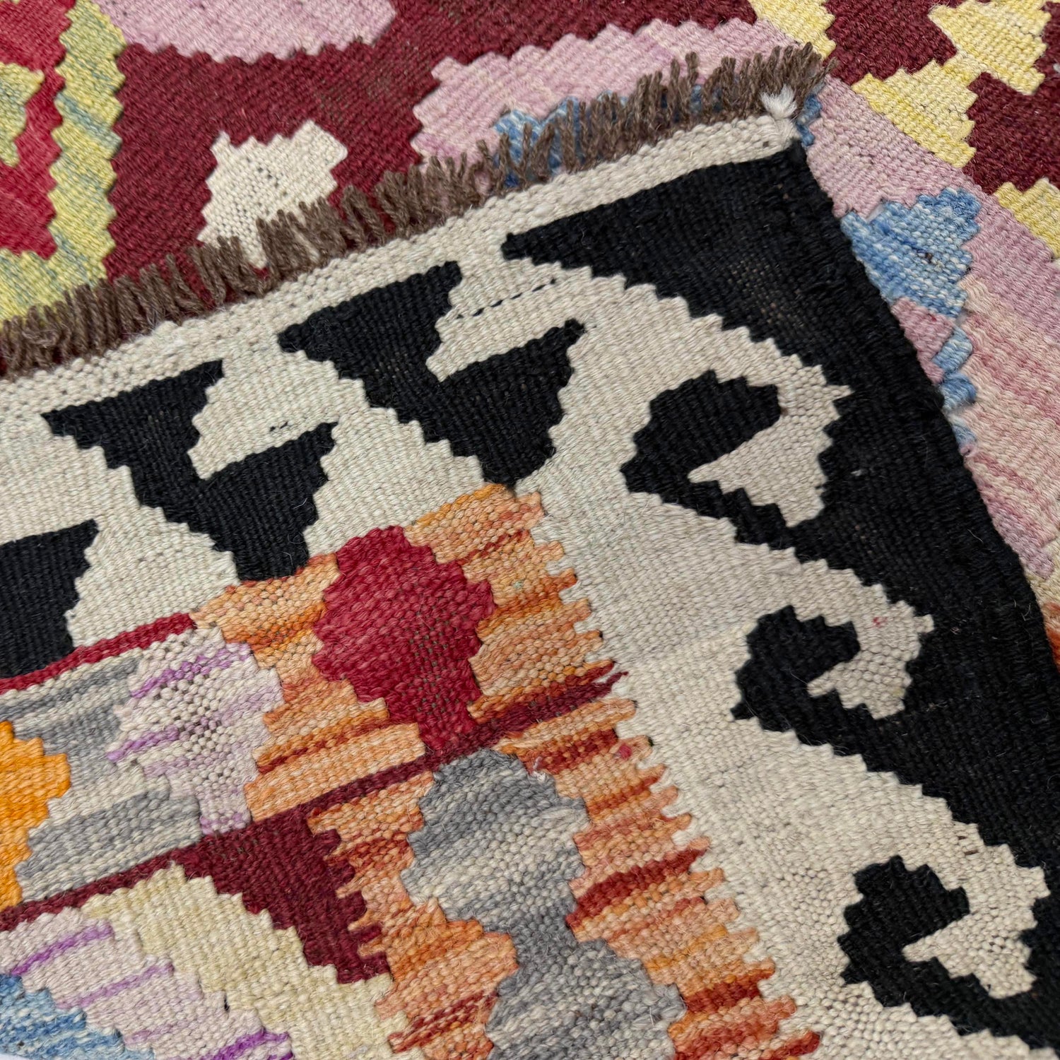 Handmade Vegetable Kilim 3' 5" x 4' 11" (ft) - No. Y39943